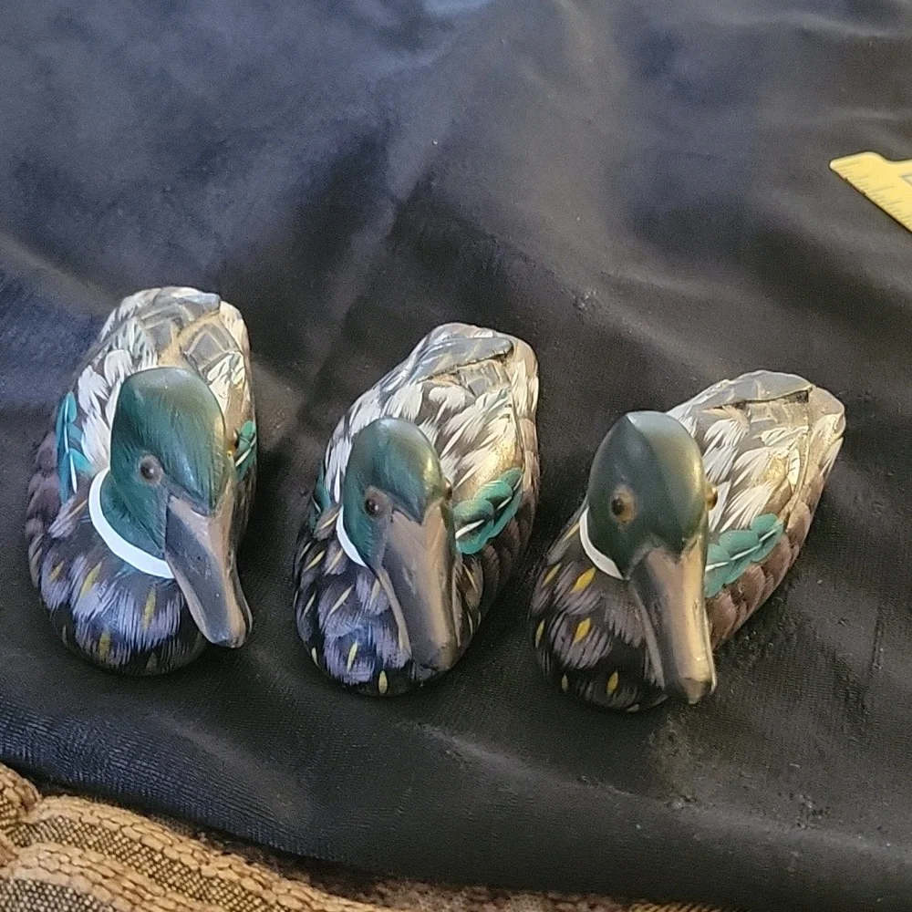 Decorative Bird Figurines - Green and Gray